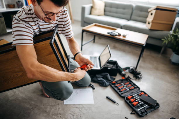 فني تركيب اثاث ابيات